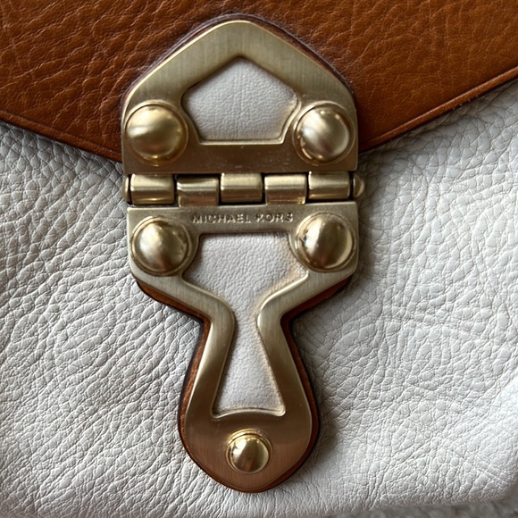 Michael Kors white and brown leather mini bag - Picture 3 of 6